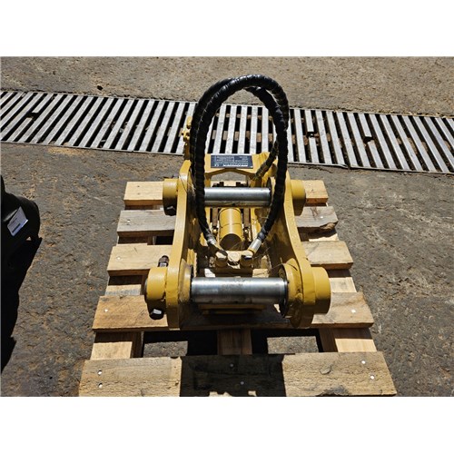 EQ11 (4855210) 03